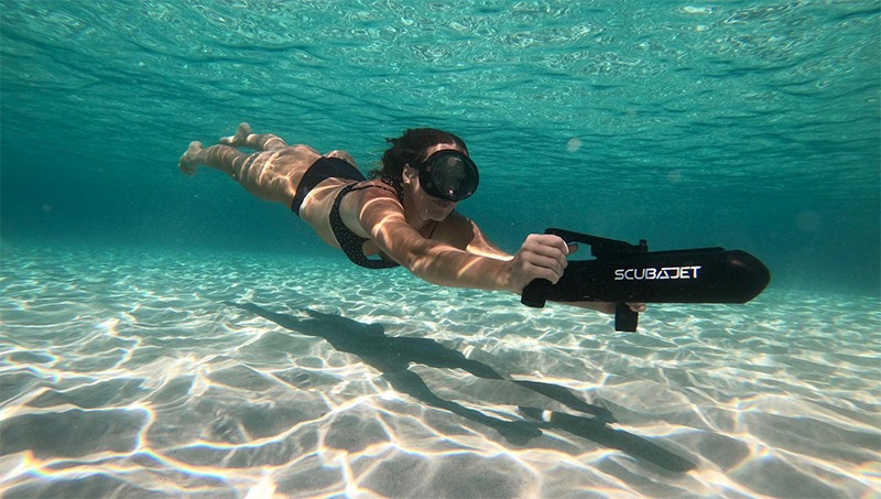 SCUBAJET-UNDERWATER-ACTION